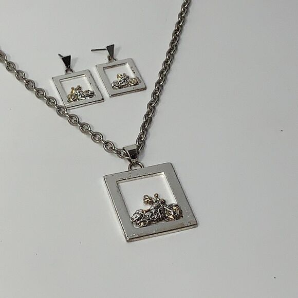 Best Motorcycle Necklace & Earrings - Picture 4 of 4